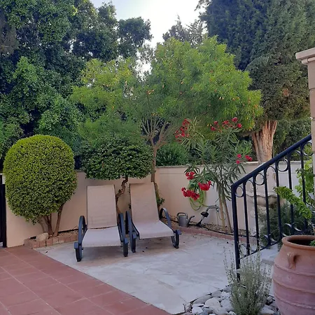 Limnaria Deluxe Maisonette