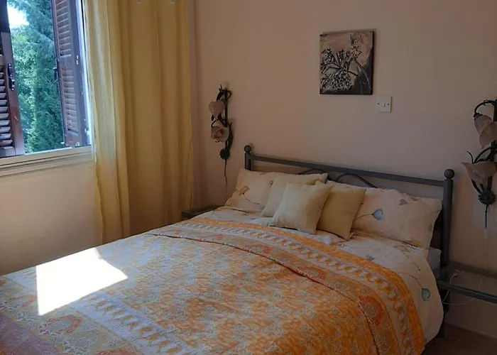 Limnaria Deluxe Maisonette 펜션 *