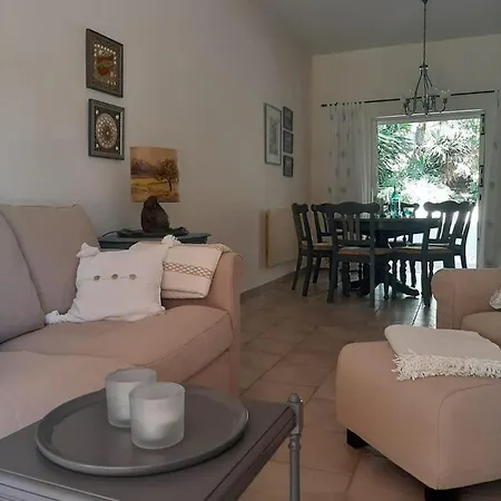 Limnaria Deluxe Maisonette Paphos