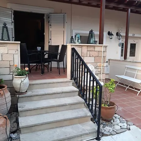 Limnaria Deluxe Maisonette Paphos