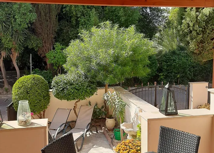 Limnaria Deluxe Maisonette * Πάφος